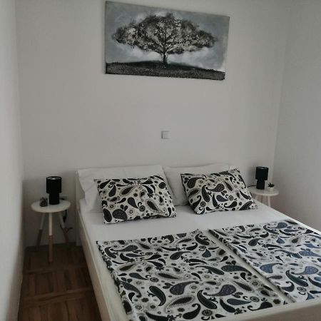 Deny Apartamento Zaboric Exterior foto